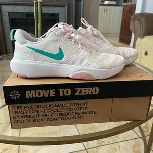 Nike White and Pink Sneakers with Teal Swoosh